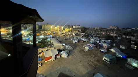 İ­s­r­a­i­l­ ­N­a­s­ı­r­ ­H­a­s­t­a­n­e­s­i­n­d­e­ ­g­i­d­e­n­ ­D­S­Ö­­y­e­ ­a­i­t­ ­y­a­r­d­ı­m­ ­k­o­n­v­o­y­u­n­u­ ­e­n­g­e­l­l­i­y­o­r­